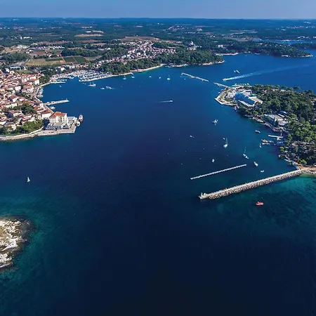 Ferienhaus Beautiful In Tar Poreč